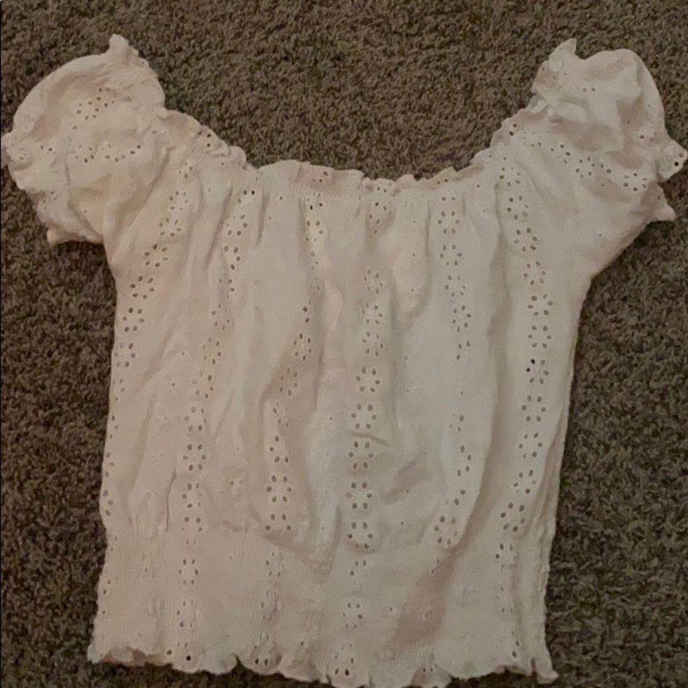 Super cute cinched top
